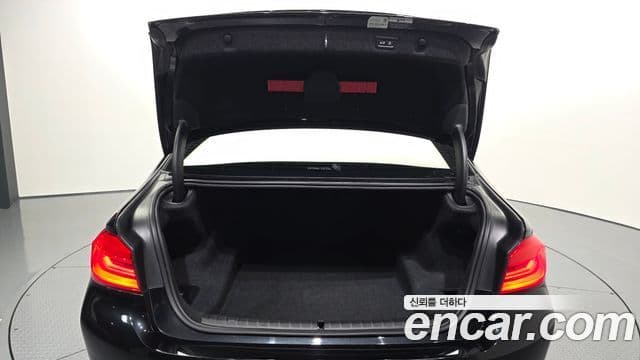 BMW 5 Series 2020 — фото 20 из 20