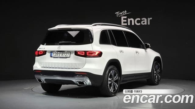 Mercedes-Benz GLB-Class 2021 — Şəkil 2/20