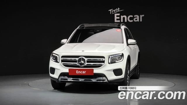 Mercedes-Benz GLB-Class 2021 — Şəkil 3/20