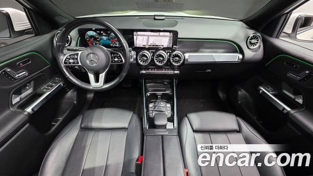 Mercedes-Benz GLB-Class 2021 — Şəkil 7/20