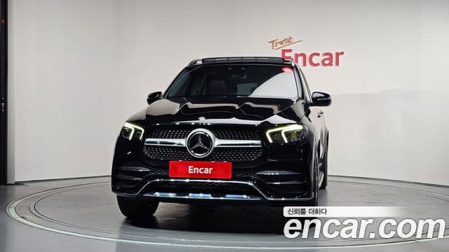 Mercedes-Benz GLE-Class 2020 — ფოტო 3/20