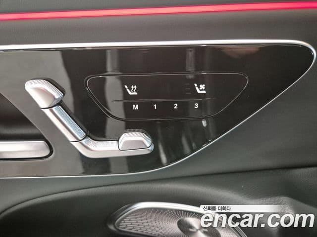 Mercedes-Benz E-Class 2025 — ფოტო 14/20