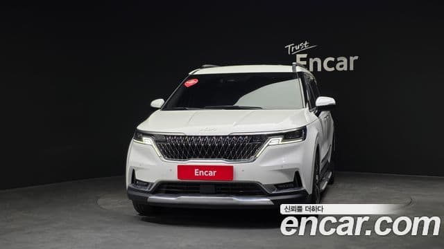 Kia Carnival 2021 — Фото 3/20