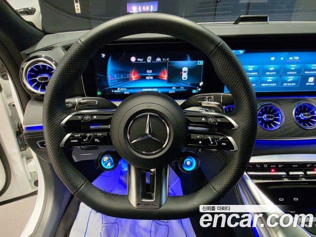 Mercedes-Benz AMG GT 2025 — ფოტო 17/20