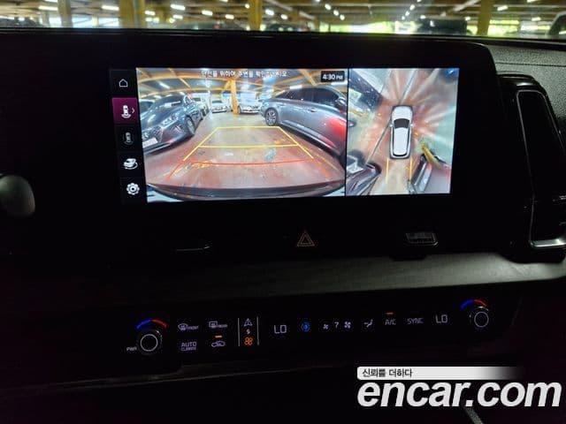 Kia Sportage 2021 — ფოტო 15/20
