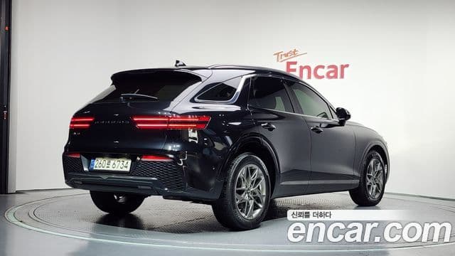 Genesis GV70 2021 — ფოტო 2/20