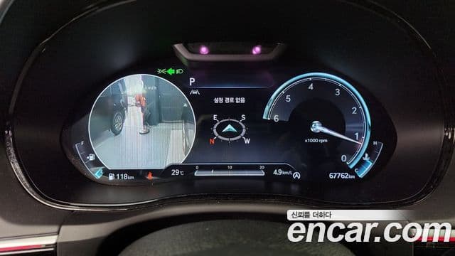 Genesis GV70 2021 — ფოტო 8/20