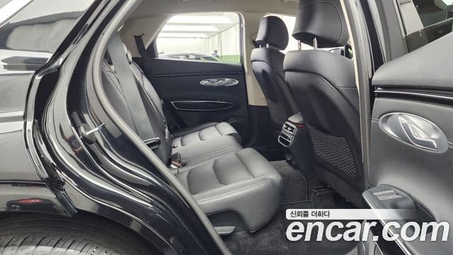 Genesis GV70 2021 — ფოტო 12/20
