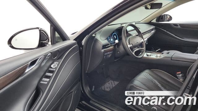 Genesis Electrified G80 2023 — Şəkil 10/20