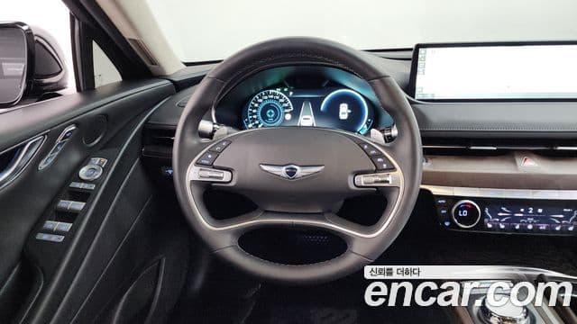 Genesis Electrified G80 2023 — Şəkil 13/20