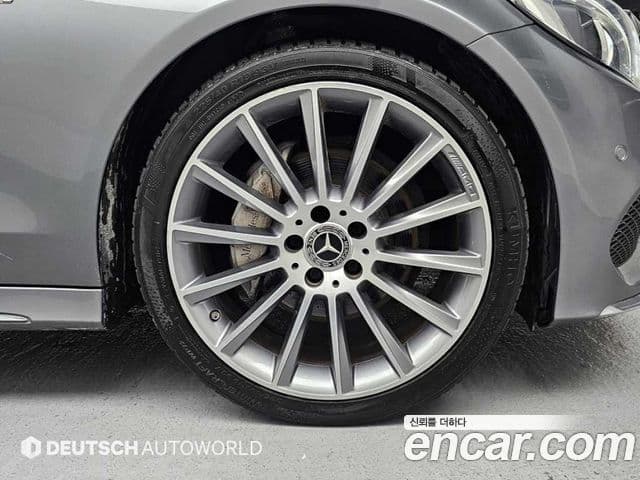 Mercedes-Benz C-Class 2018 — Фото 4/20