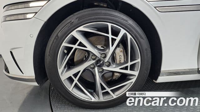 Genesis G90 2022 — ფოტო 5/20