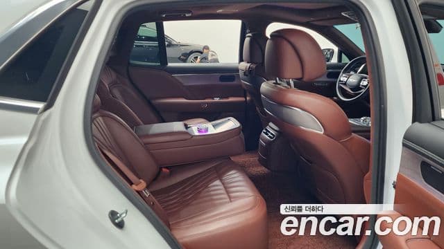 Genesis G90 2022 — ფოტო 11/20