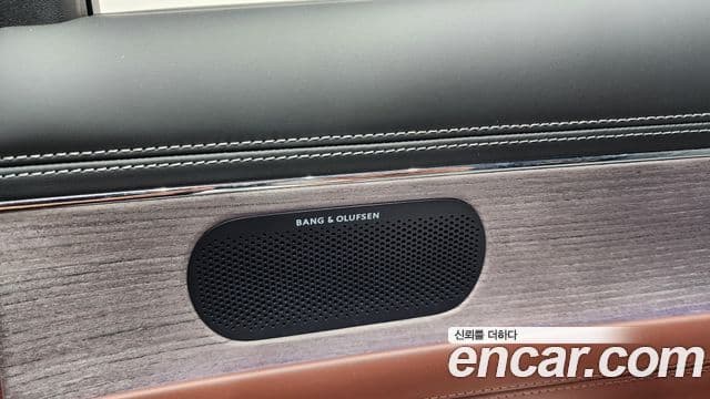 Genesis G90 2022 — Photo 3/42