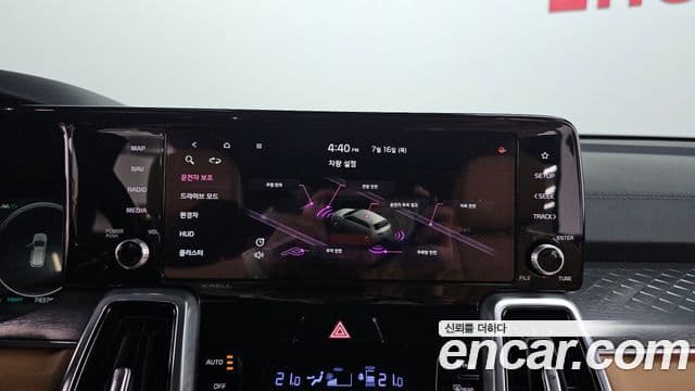 Kia Sorento 2020 — ფოტო 14/20