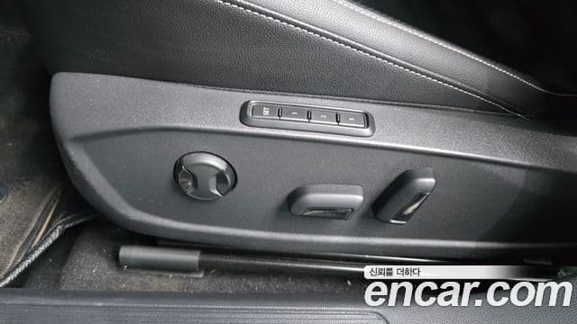 Volkswagen Jetta 2022 — Photo 11/34