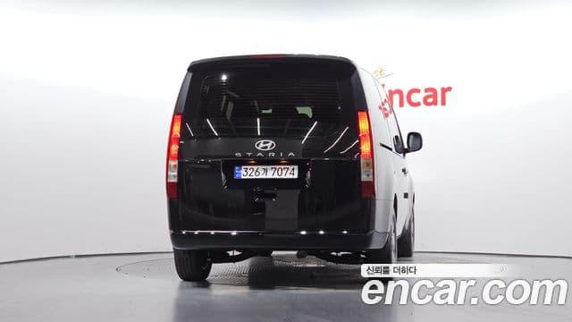 Hyundai Staria 2024 — ფოტო 4/20