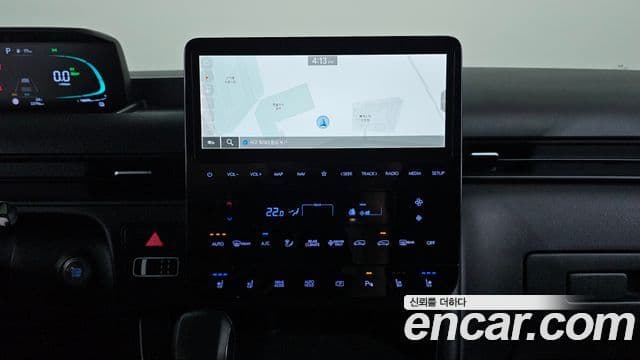 Hyundai Staria 2024 — ფოტო 12/20