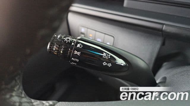 Hyundai Staria 2024 — ფოტო 15/20