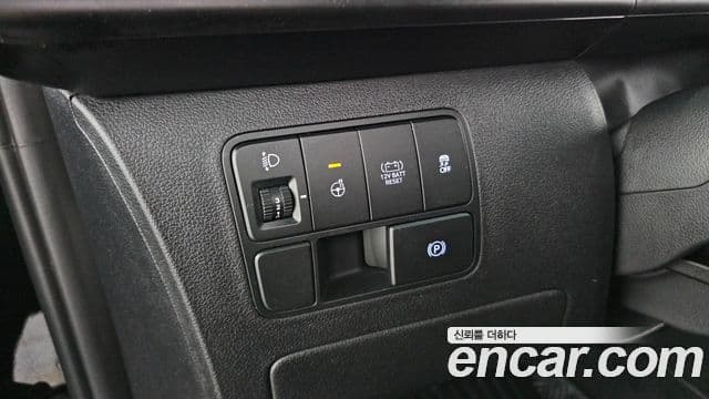 Hyundai Staria 2024 — фото 16 из 20
