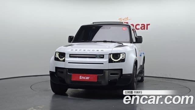Land Rover Defender 2024 — Фото 3/20
