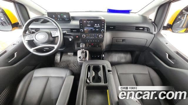 Hyundai Staria 2025 — фото 7 из 20