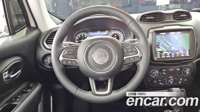 Jeep Renegade 2022 — Şəkil 13/20