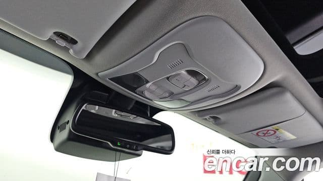 Jeep Renegade 2022 — Şəkil 18/20