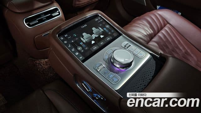 Genesis G90 2022 — Şəkil 18/20