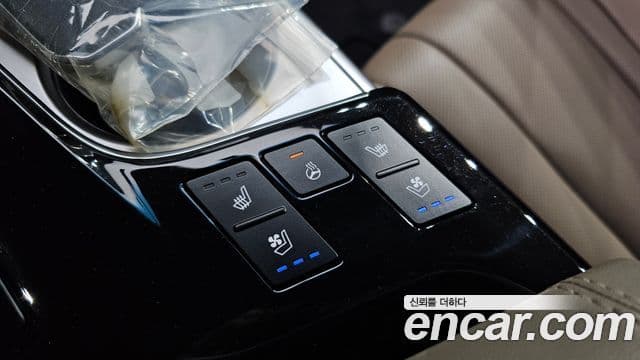 Kia K8 2022 — ფოტო 12/20