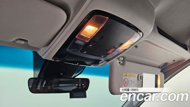 Hyundai Staria 2023 — Фото 19/20
