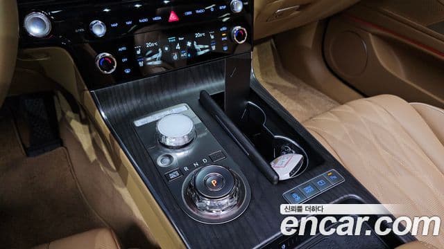 Genesis Electrified G80 2025 — Şəkil 9/20