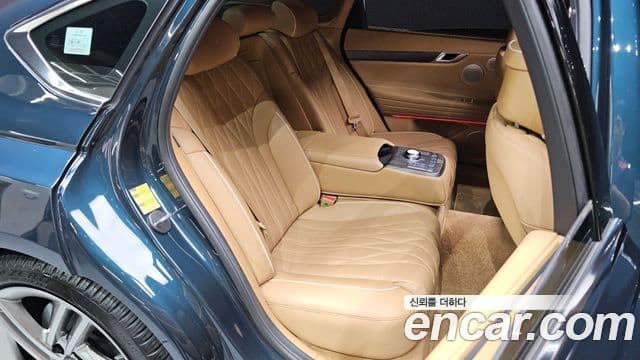 Genesis Electrified G80 2025 — Şəkil 11/20