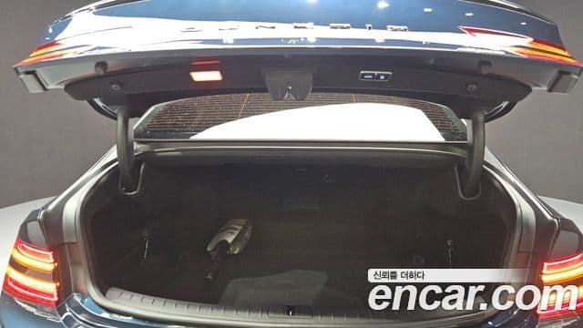 Genesis Electrified G80 2025 — Şəkil 20/20