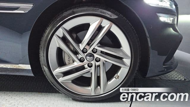Genesis G80 2025 — Photo 6/35