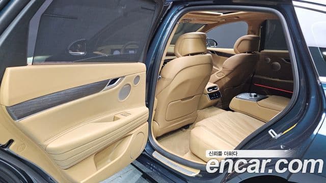 Genesis G80 2025 — Photo 19/35
