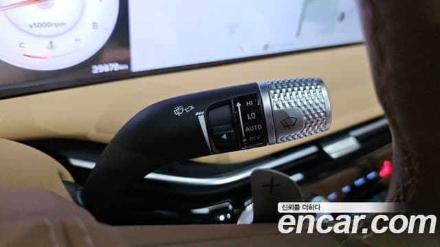 Genesis G80 2025 — Photo 8/35
