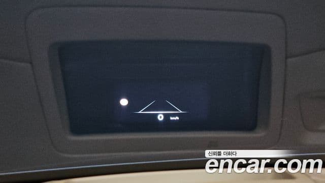 Genesis G80 2025 — Photo 28/35