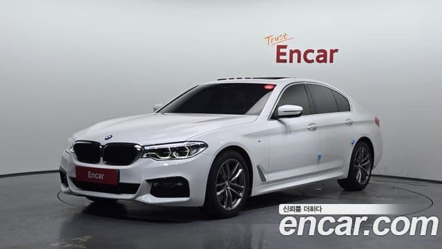 BMW 5 Series 2018 — ფოტო 1/20