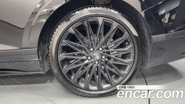 Hyundai Grandeur Hybrid 2025 — Photo 31/40