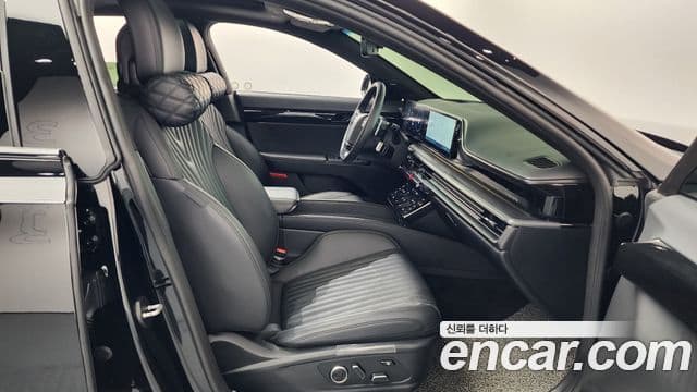 Hyundai Grandeur Hybrid 2025 — Photo 16/40