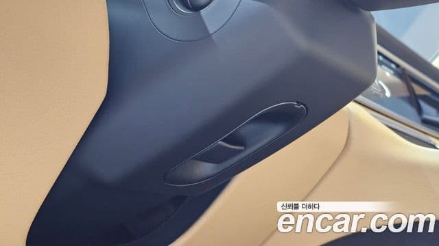 Porsche Panamera 2018 — Şəkil 43/46