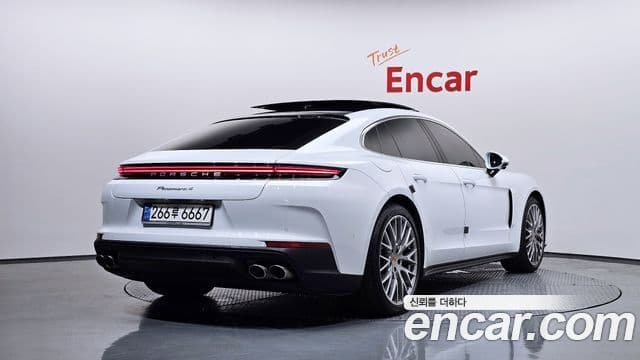 Porsche Panamera 2024 — Şəkil 2/20
