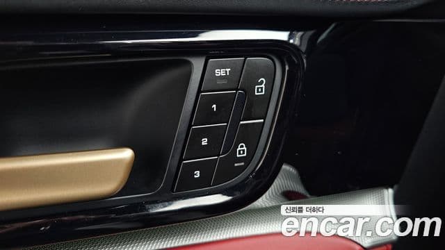 Porsche Panamera 2024 — Photo 22/38