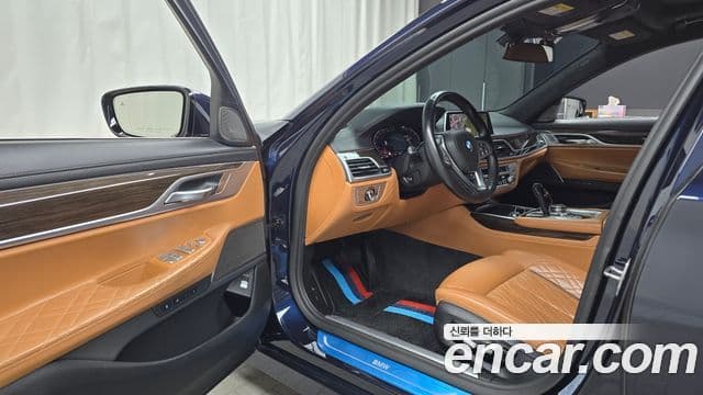 BMW 7 Series 2020 — ფოტო 10/20