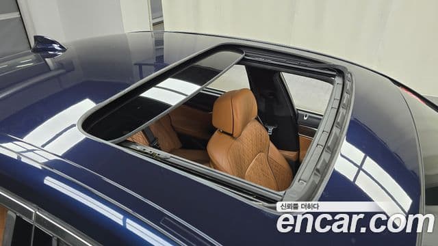 BMW 7 Series 2020 — ფოტო 18/20
