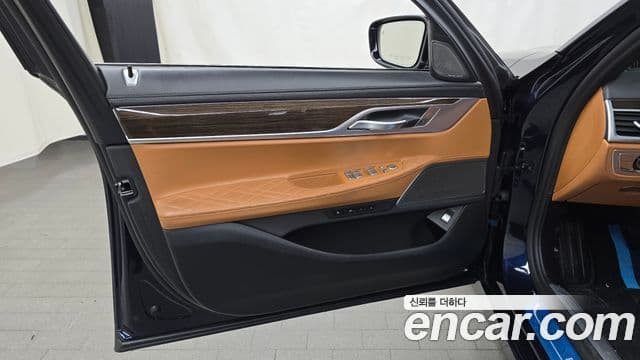 BMW 7 Series 2020 — ფოტო 7/33
