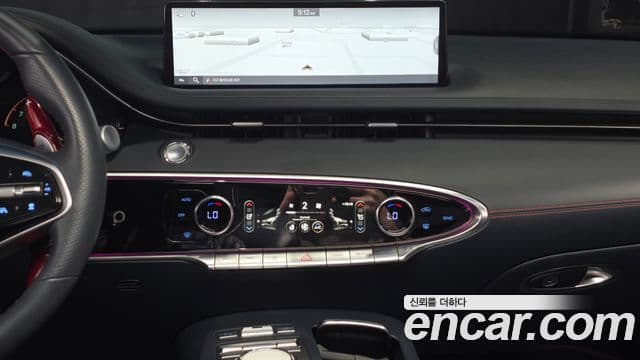 Genesis GV70 2021 — Şəkil 13/20