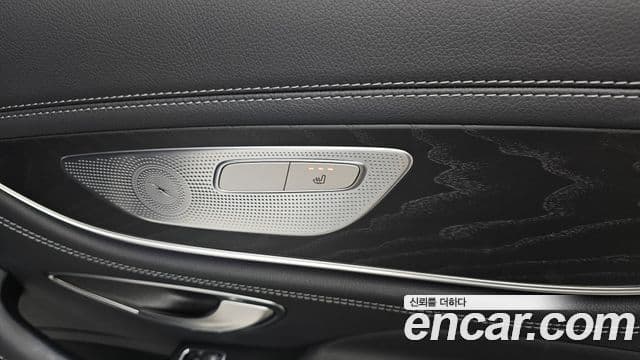 Mercedes-Benz CLS-Class 2022 — Фото 18/20