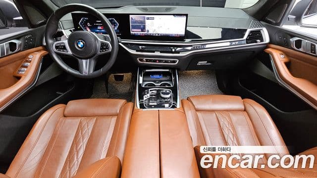 BMW X7 2024 — Фото 7/20